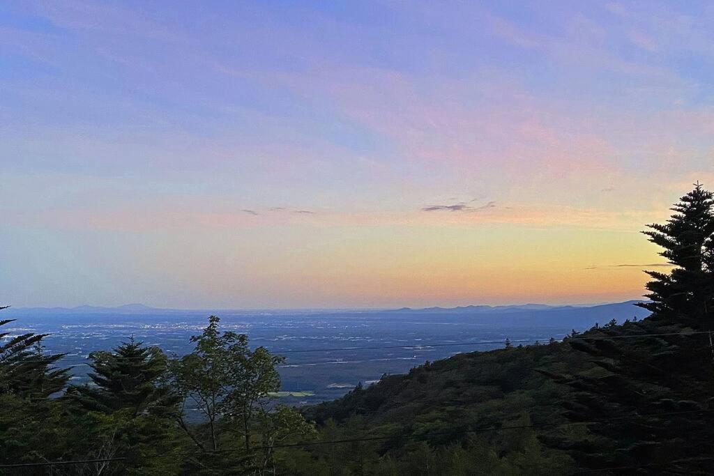 Haruna Sky: Panoramic Views With Private Forest Retreat