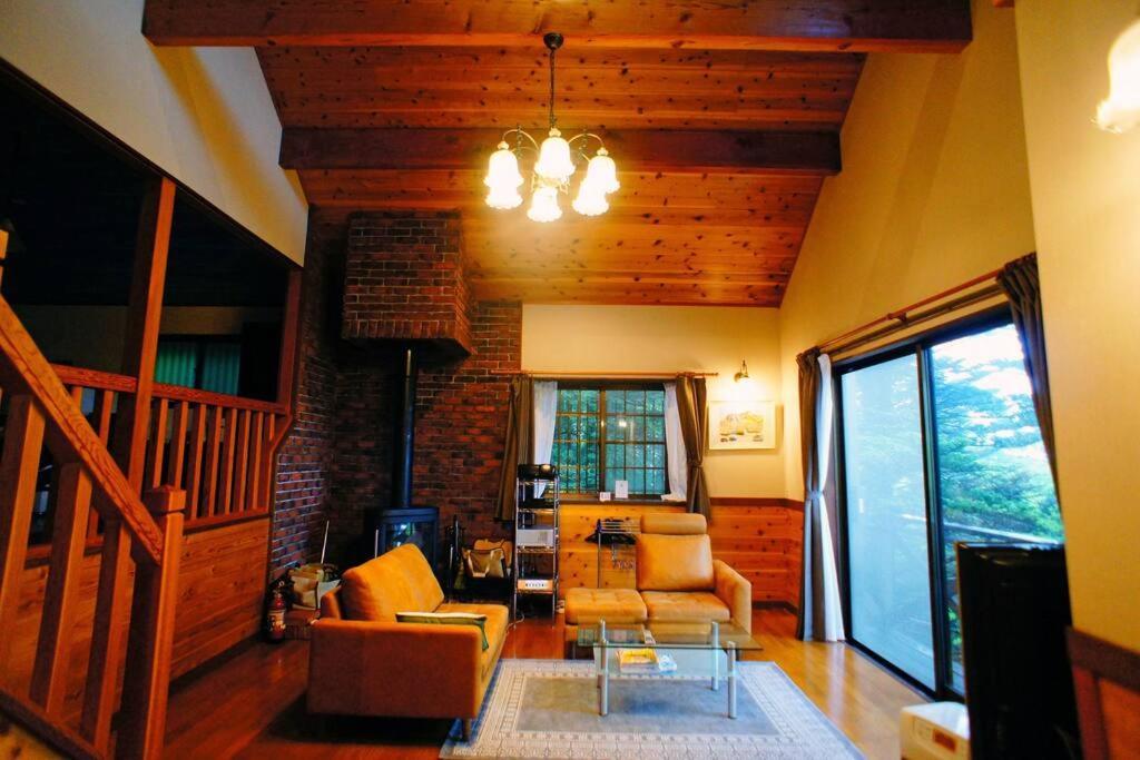 Haruna Sky: Panoramic Views With Private Forest Retreat Holiday home